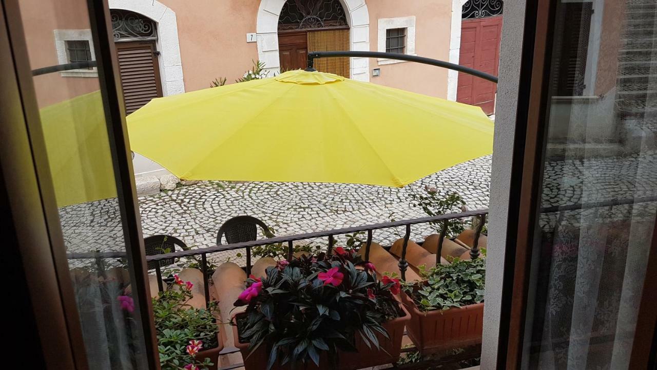 Scaccia Pensieri Villa Cerchio Exterior photo
